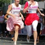 Australienii au atins recordul pentru cea mai rapida cursa in stiletto