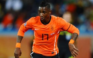 Eljero Elia jucand pentru nationala Olandei