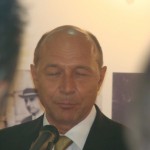 Basescu, atacat pe bloguri de Tariceanu si Nastase