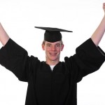 Peste o treime dintre intelectualii romani isi continua studiile